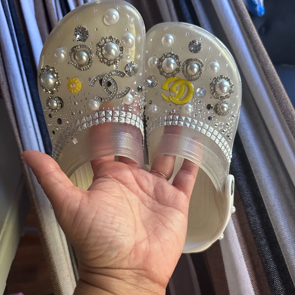 CROCS Clear Embellished Slippers